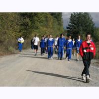 cc007 walking the course.jpg 100.7K
